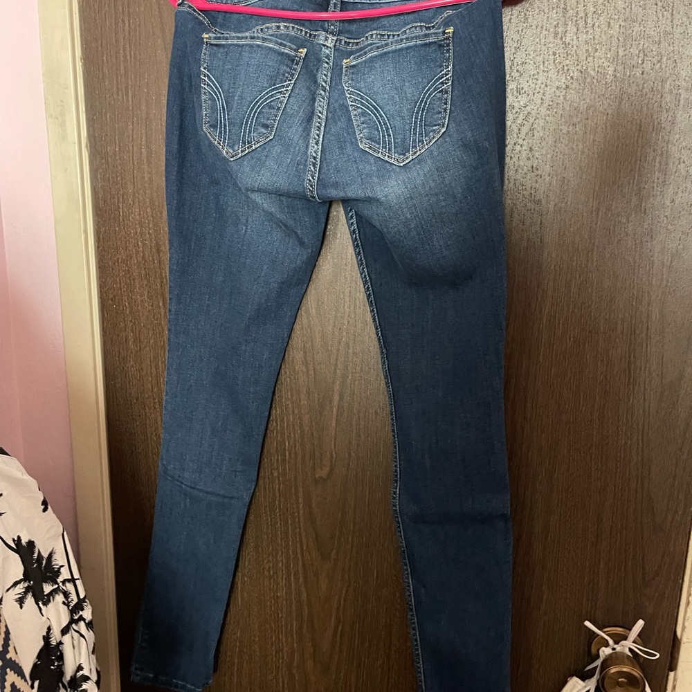 Hollister size 5/27 skinny dark denim Jean